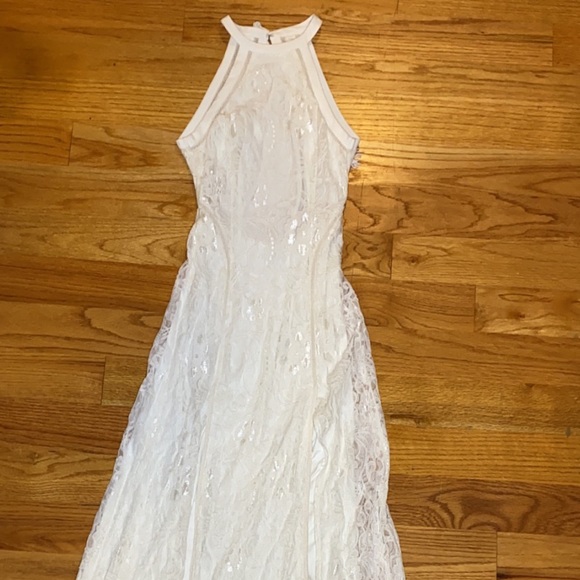 White Guess long dress with slits and backless - Picture 3 of 8